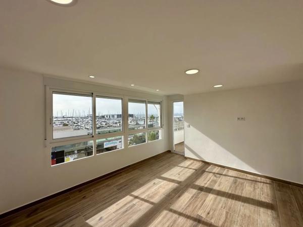 Piso en pasaje Granada