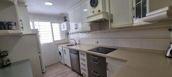 Piso en calle Campoamor