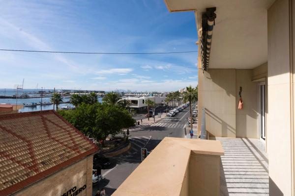 Piso en calle Astilleros