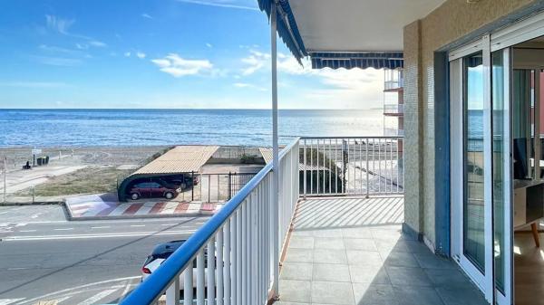 Piso en calle Almoradí