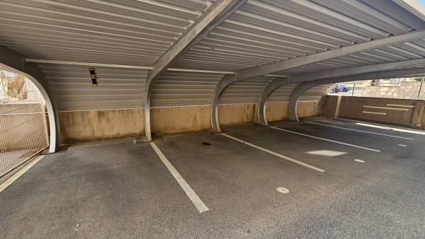 Piso en avenida Catalanet