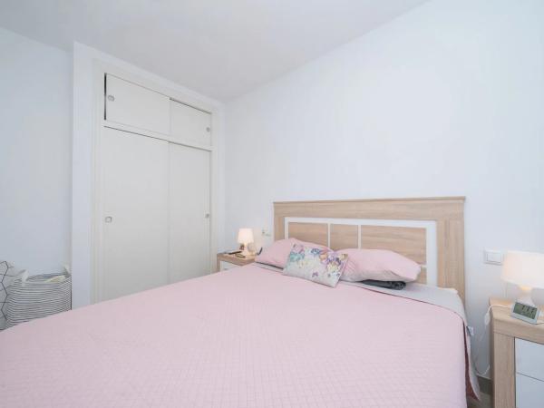 Chalet adosado en calle Benidorm