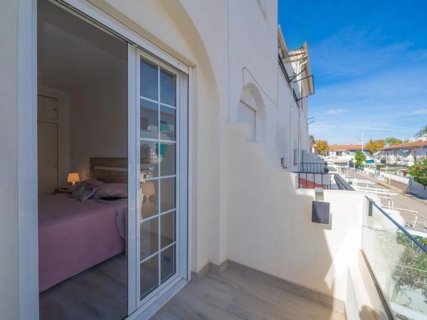 Chalet adosado en calle Benidorm