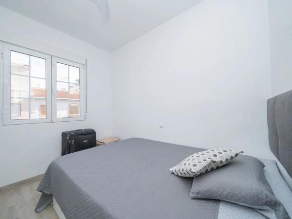 Chalet adosado en calle Benidorm