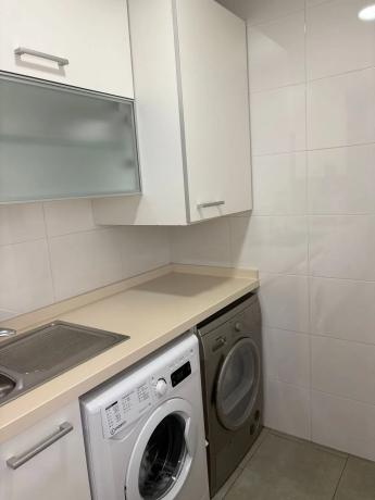 Piso en calle Juan Sebastián Elcano, 48