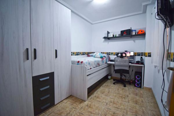 Piso en CL Mediodia, 6