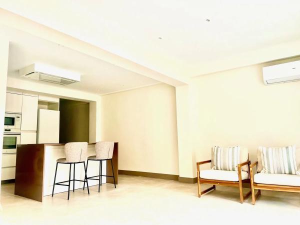 Piso en calle Caritat, 4