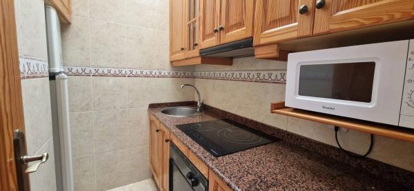 Chalet adosado en calle Hellín