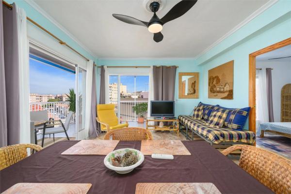 Piso en calle Enrique Pire Solís