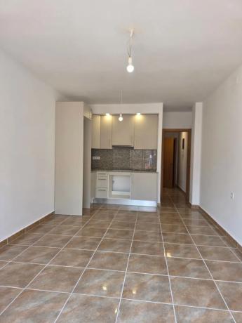 Piso en calle de la Victoria, 127