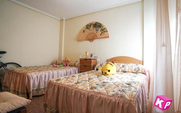 Piso en calle Dean Llopez