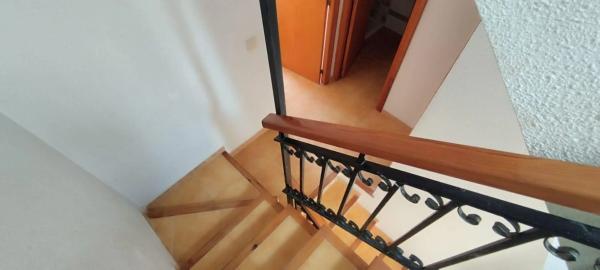 Casa independiente en avenida del Tamarit