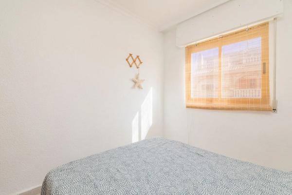 Piso en calle Elda s/n