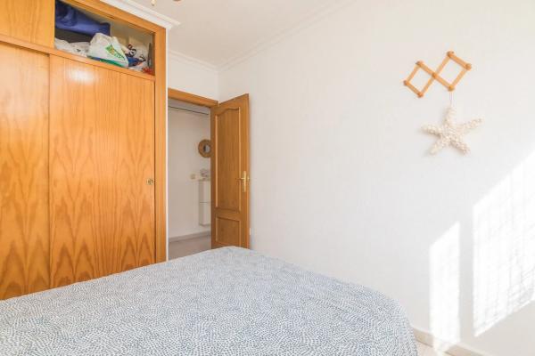 Piso en calle Elda s/n