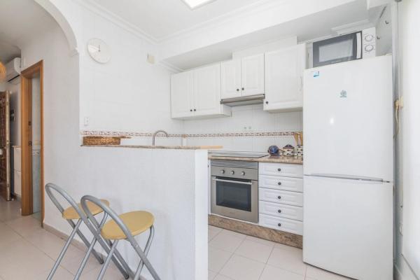 Piso en calle Elda s/n