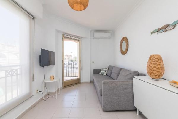 Piso en calle Elda s/n