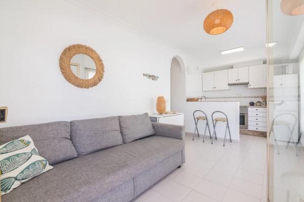 Piso en calle Elda s/n