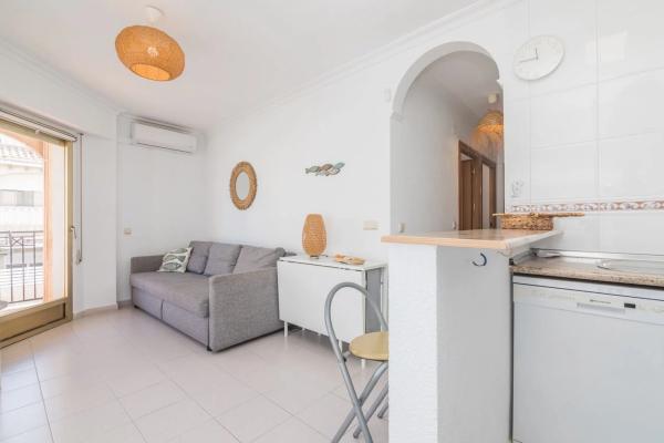 Piso en calle Elda s/n