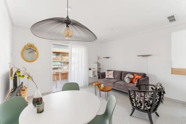 Piso en calle Almoradí