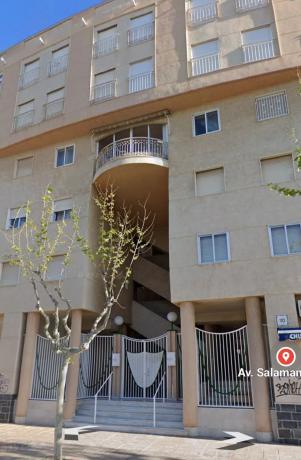 Piso en avenida Salamanca, 20