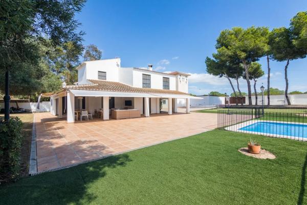 Casa independiente en calle Rafael Franco s/n