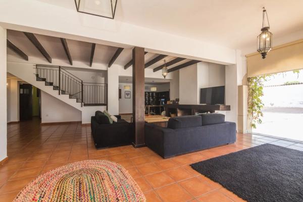 Casa independiente en calle Rafael Franco s/n