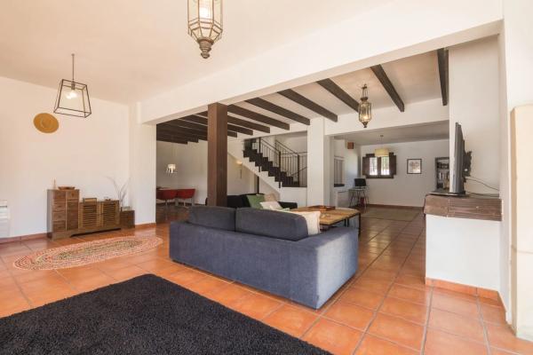 Casa independiente en calle Rafael Franco s/n