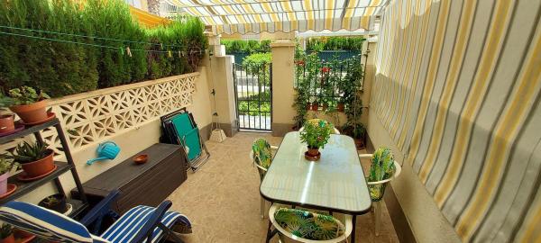 Chalet adosado en avenida Zaragoza, 7