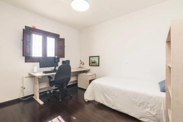 Casa independiente en calle Rafael Franco s/n