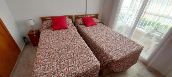 Chalet adosado en avenida Zaragoza, 7