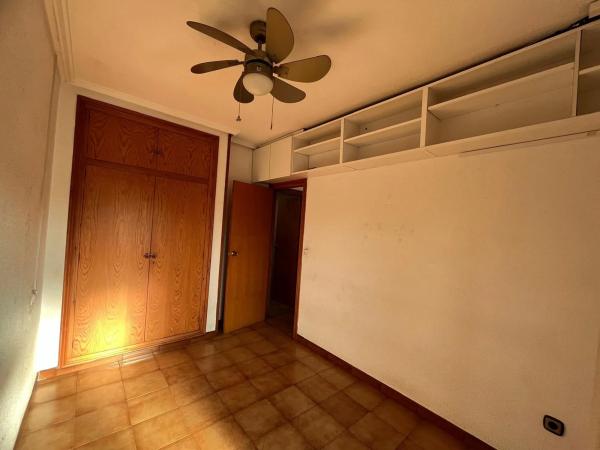 Chalet adosado en avenida Valencia