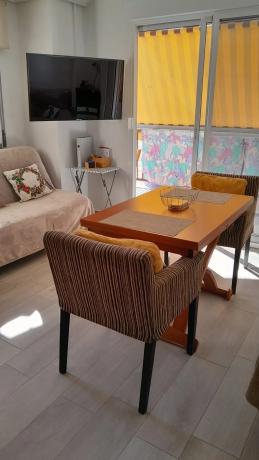 Piso en avenida Oscar Espla, 9