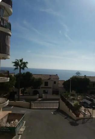 Piso en avenida Oscar Espla, 9