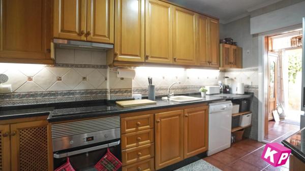 Casa independiente en calle Logroño