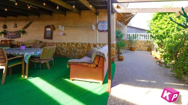 Casa independiente en calle Logroño