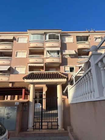 Piso en calle Juan Sebastián Elcano, 37