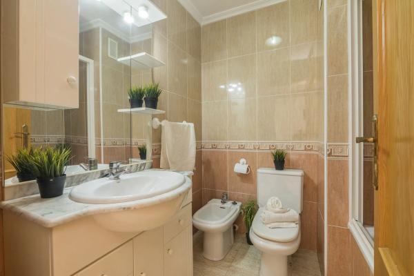 Piso en CL Juan Sebastian Elcano, 160