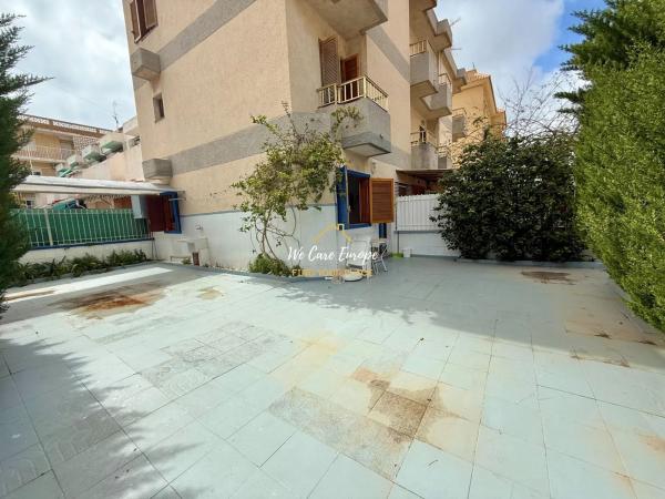 Chalet pareado en avenida Albacete