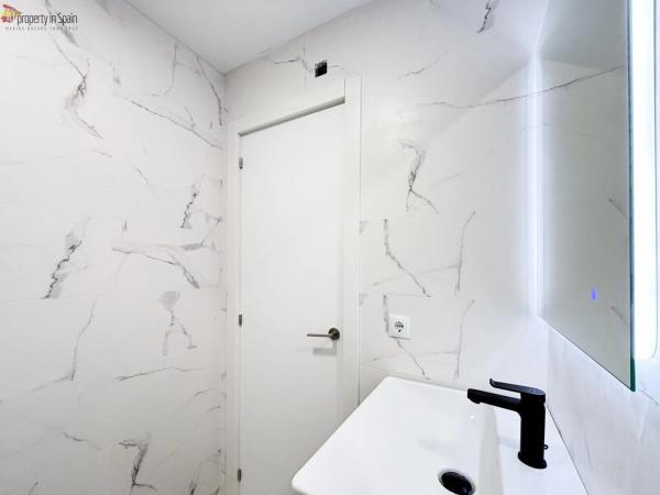 Piso en avenida Catalanet