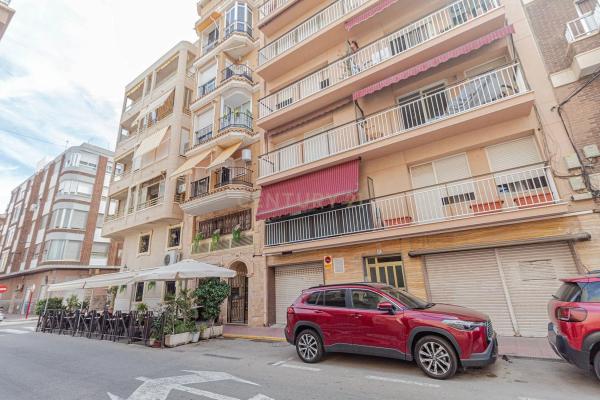 Piso en calle Sacrament, 33