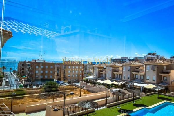 Casa independiente en avenida de Portugal