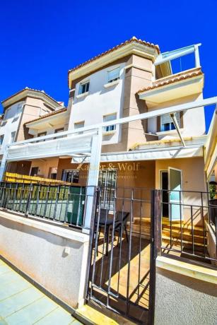 Casa independiente en avenida de Portugal