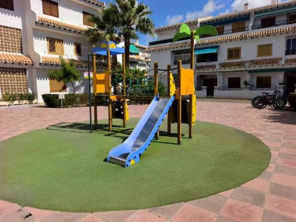 Piso en avenida de Ronda