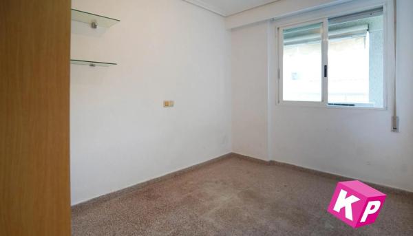 Piso en calle Hernán Cortés