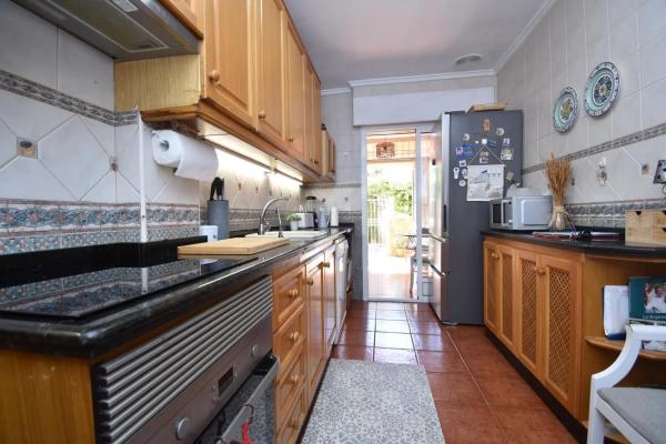 Casa independiente en calle Logroño