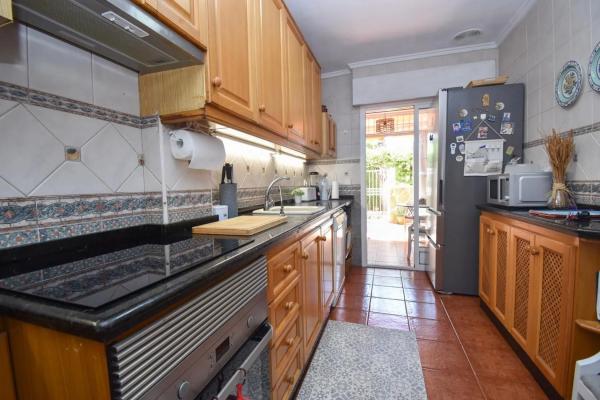 Casa independiente en calle Logroño