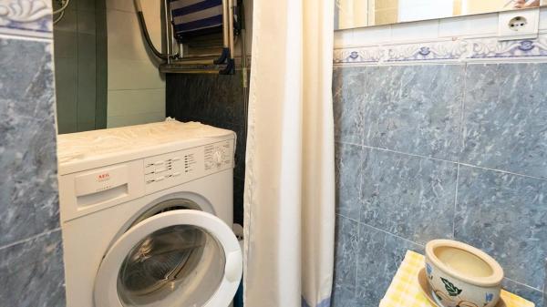 Casa independiente en calle Juan Sebastián Elcano