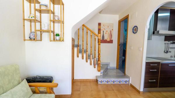 Casa independiente en calle Juan Sebastián Elcano