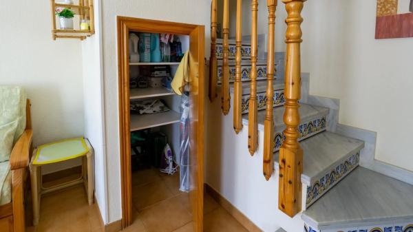 Casa independiente en calle Juan Sebastián Elcano