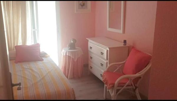 Piso en calle Campoamor, 2